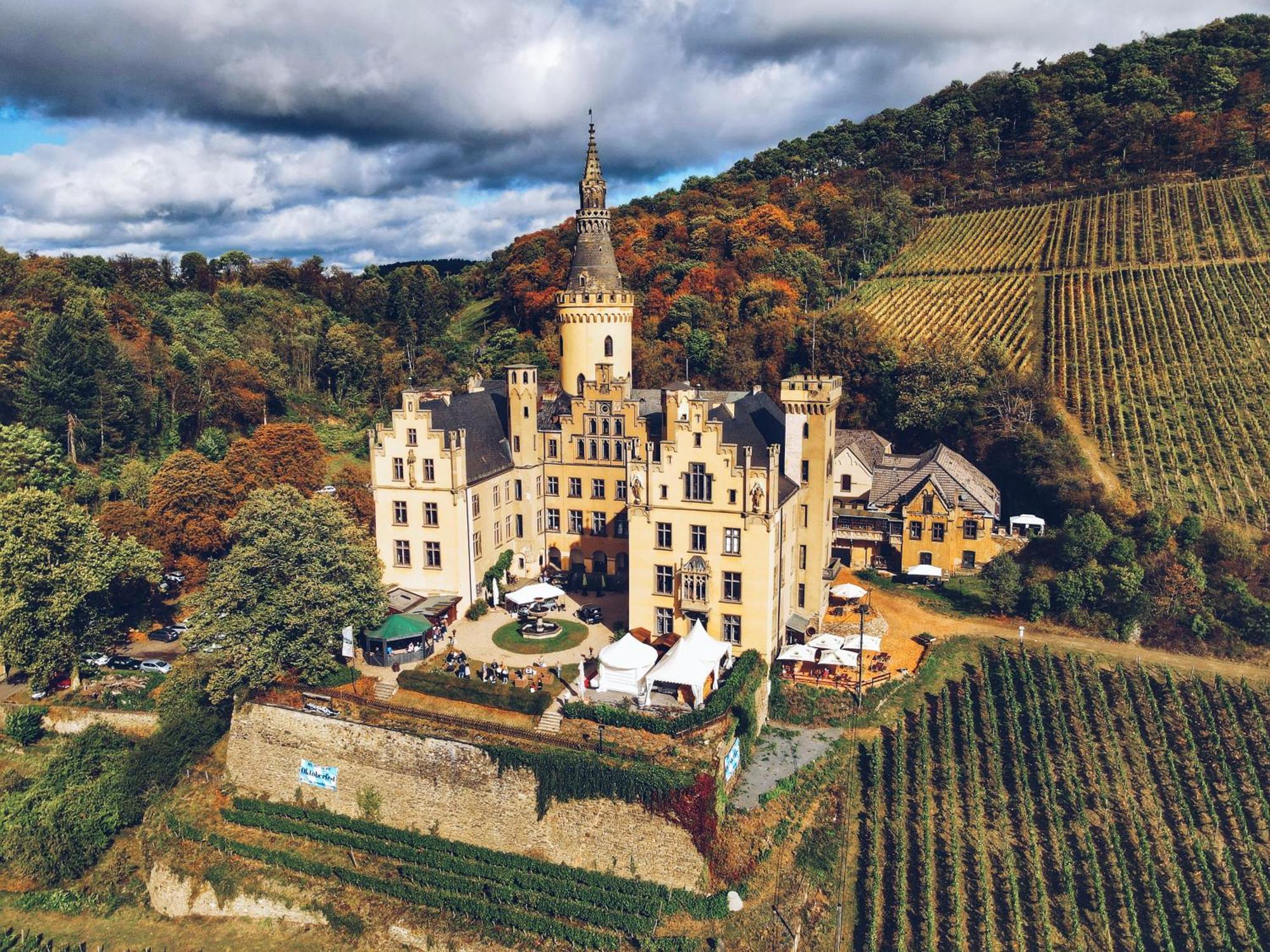 Schloss Arenfels 巴特亨宁根 外观 照片